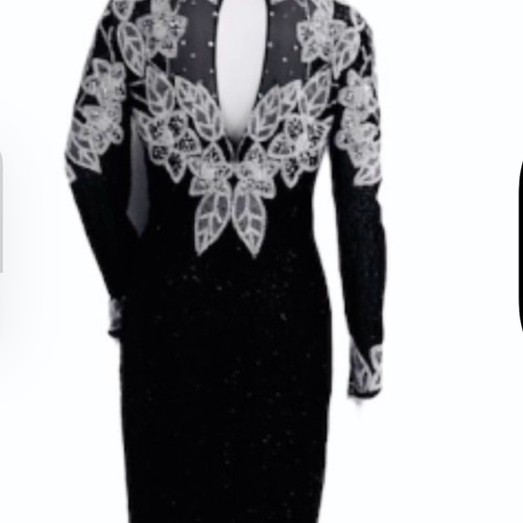 🎉🎉NEIMAN MARCUS BlackTie Silk Sequined Dress - Picture 4 of 10